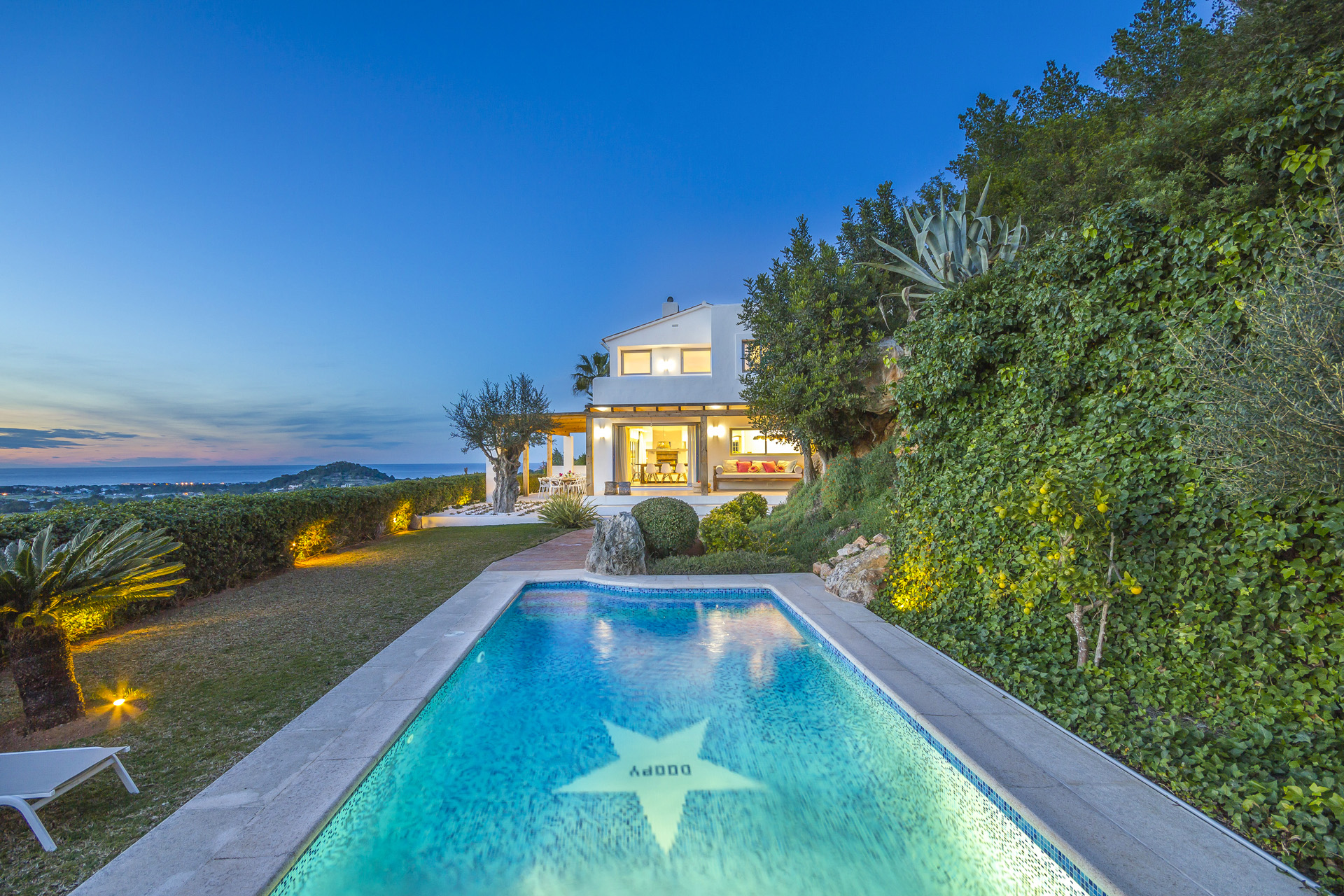 Villa Alessia swimming pool at dusk