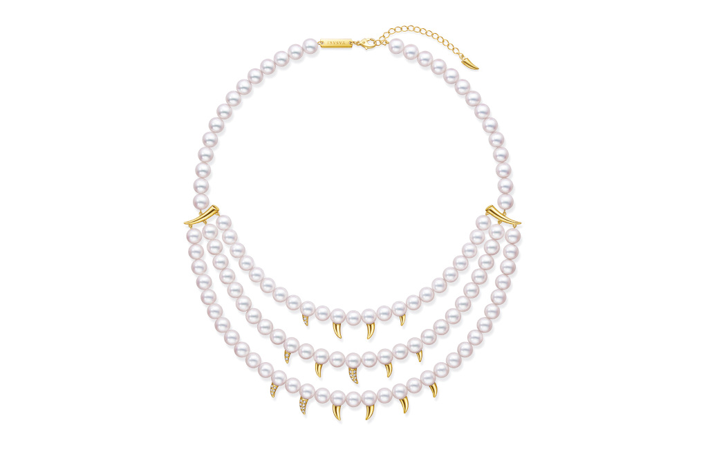 Layered pearl necklace