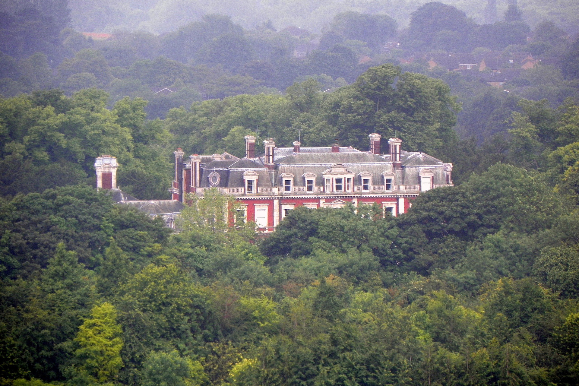 Longwood Academy was filmed at Tring Park School