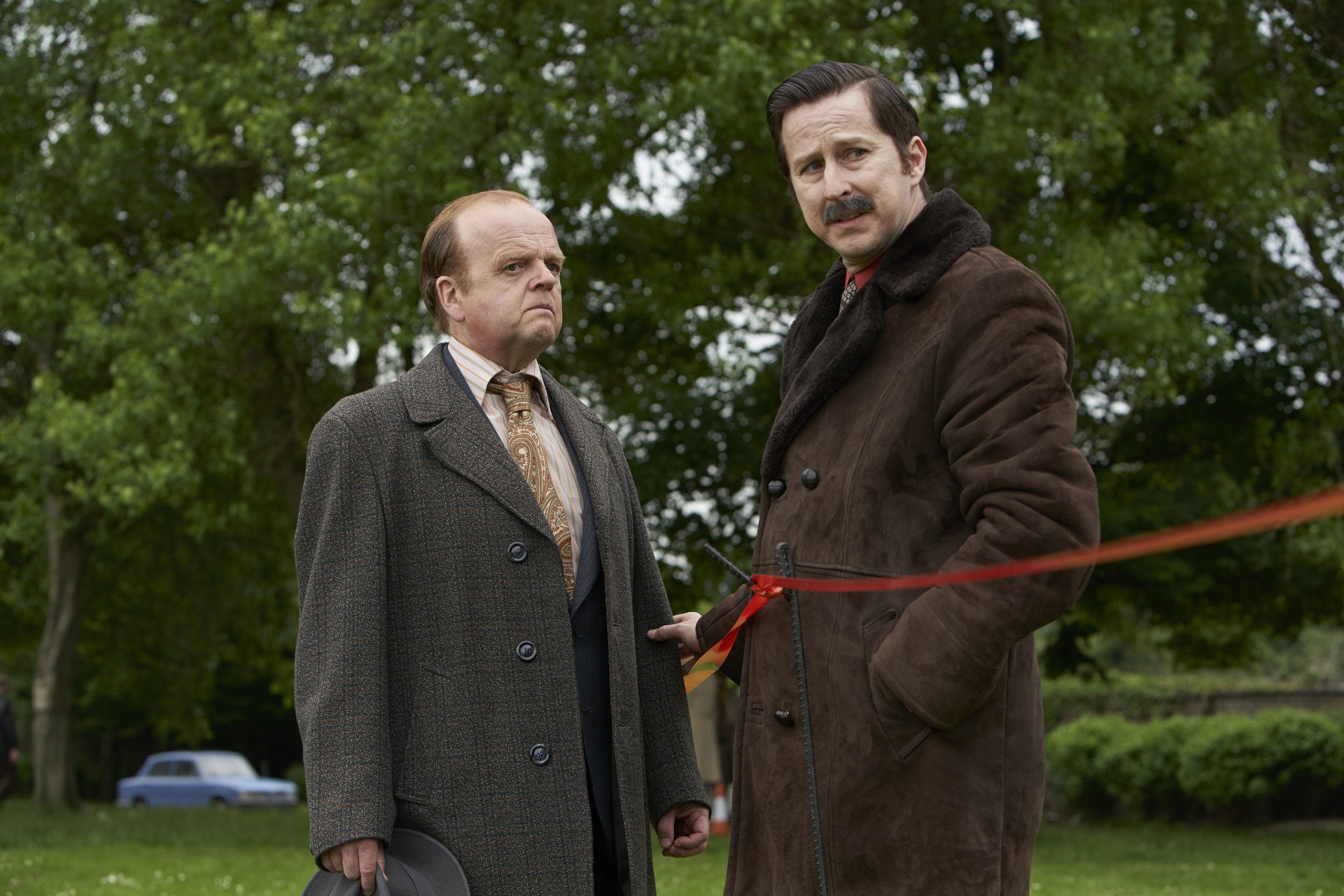 TOBY JONES as DCS Dennis Hoban and LEE INGLEBY as DCS Jim Hobson in The Long Shadow