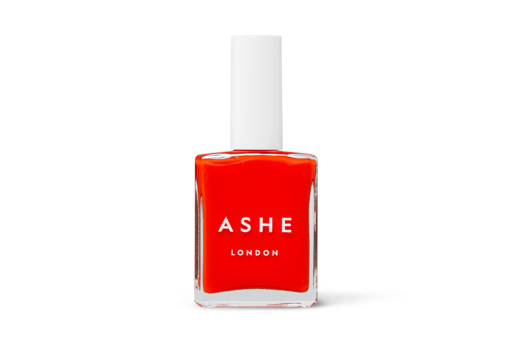 Red nail varnish
