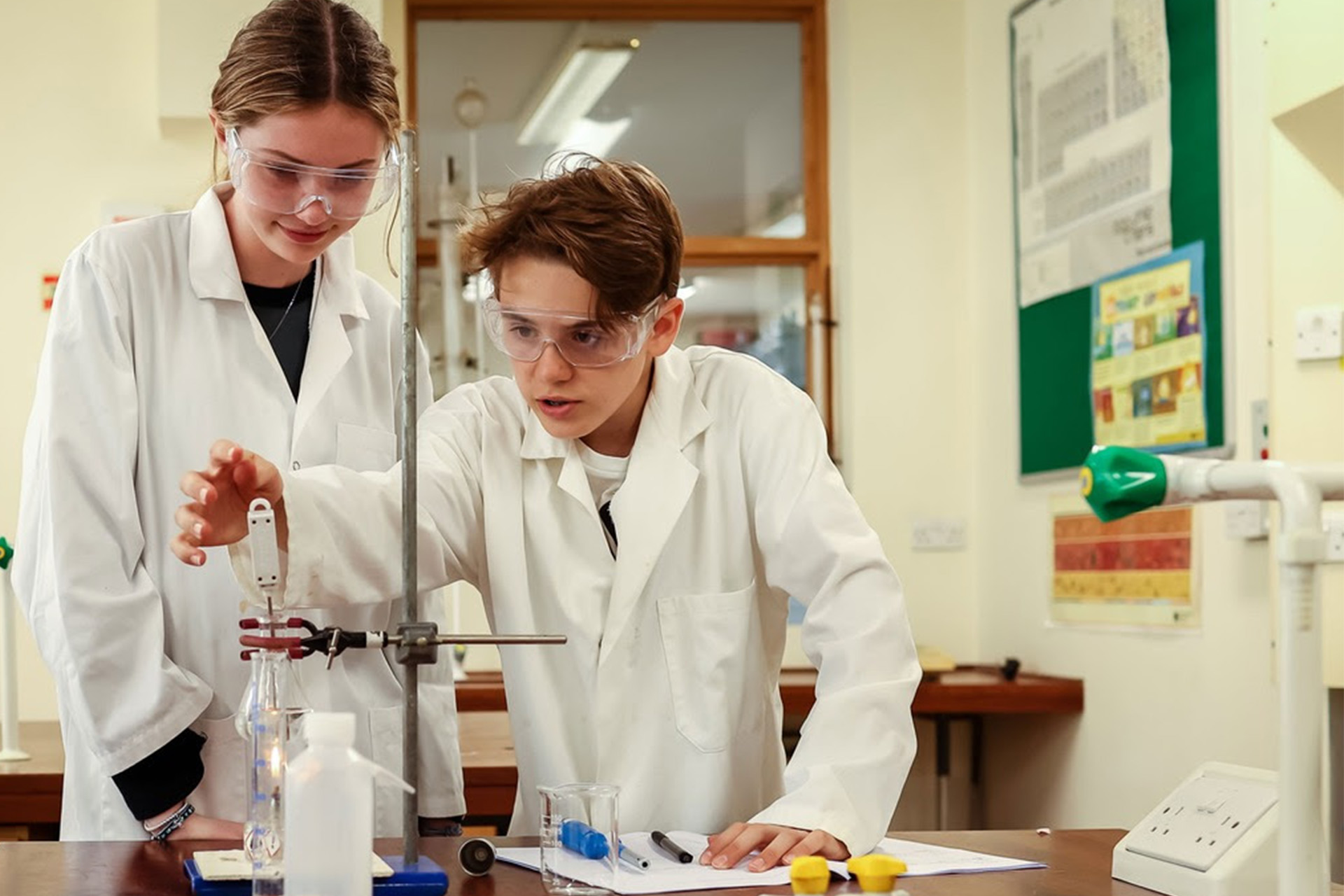 Bedales Science lesson