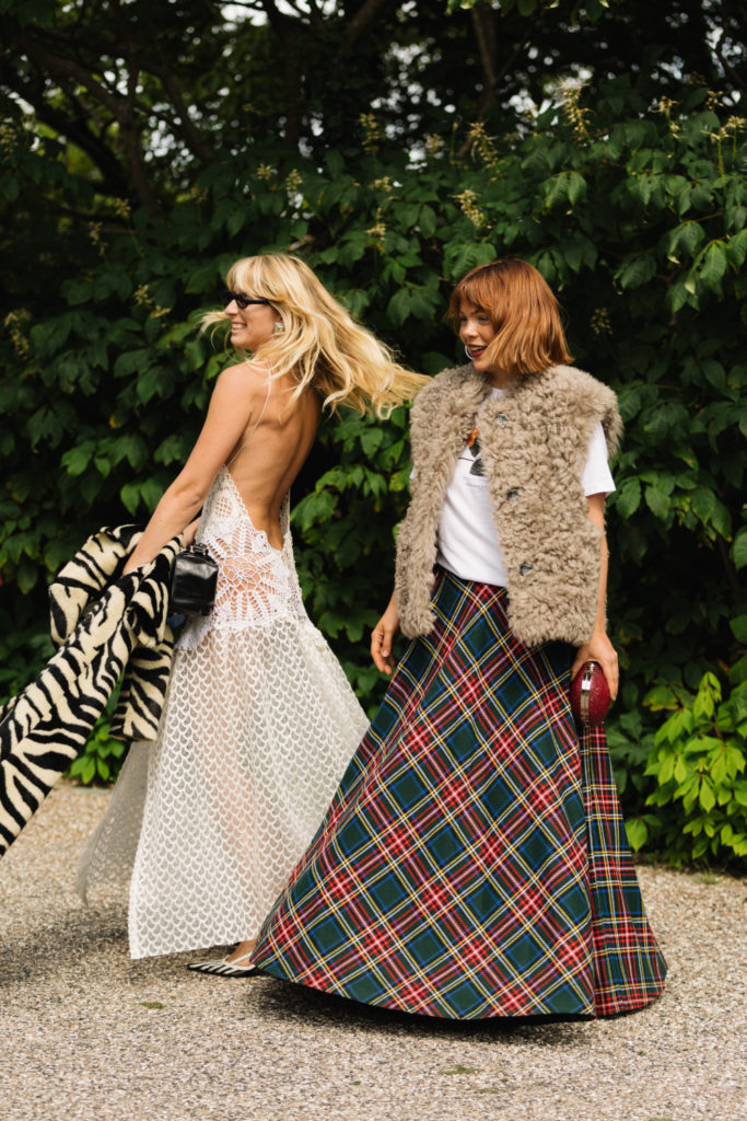 10 Must-Watch Documentaries For Fashion Enthusiasts
