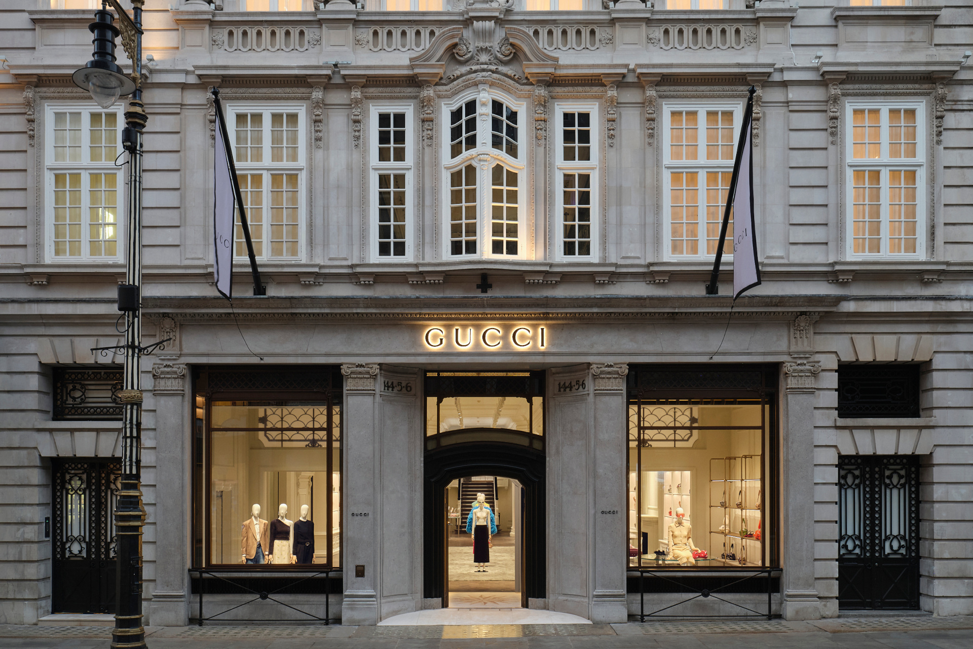 Gucci shop front