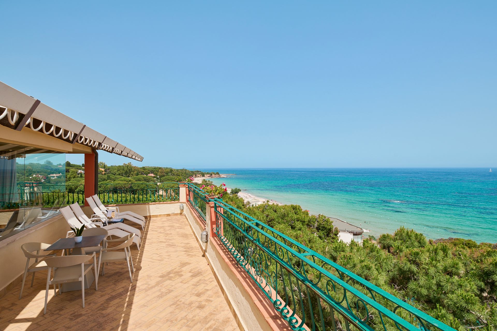 Balcony overlooking sea