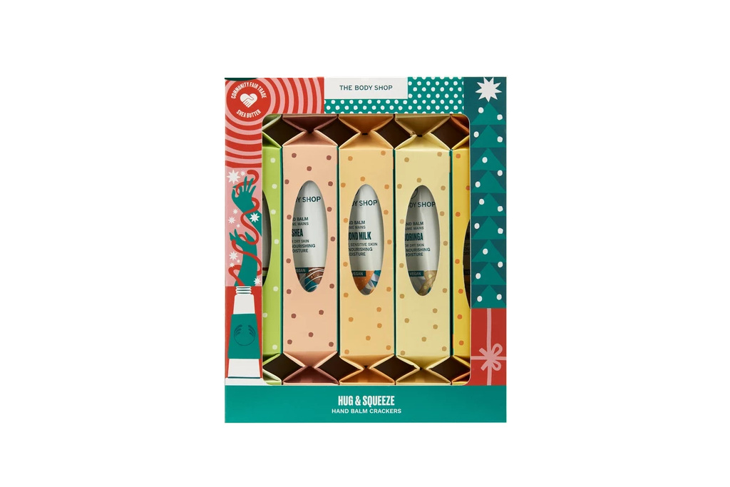 Box of Christmas crackers