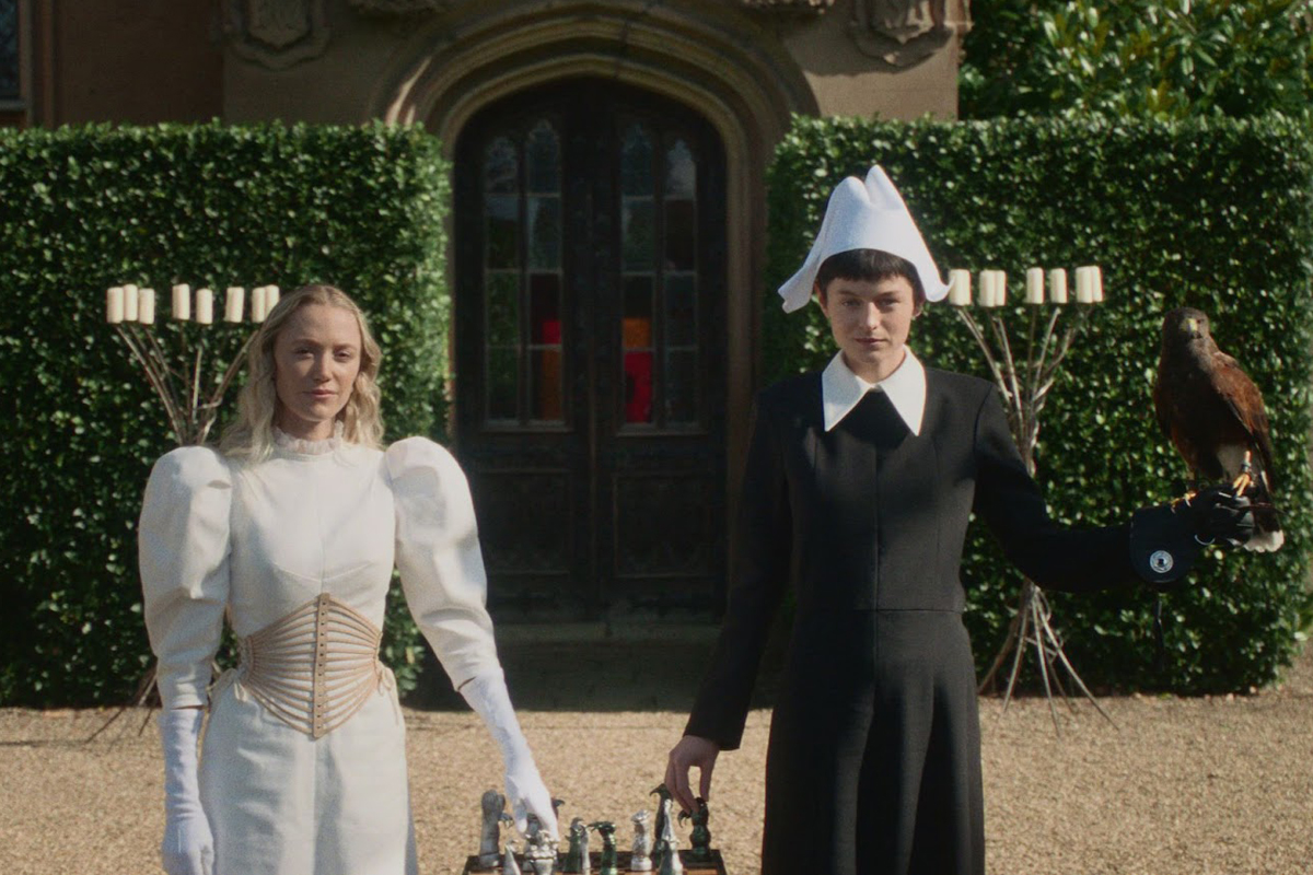 Maika Monroe as Cherry and Emma Corrin as Hero in 100 Nights of Hero