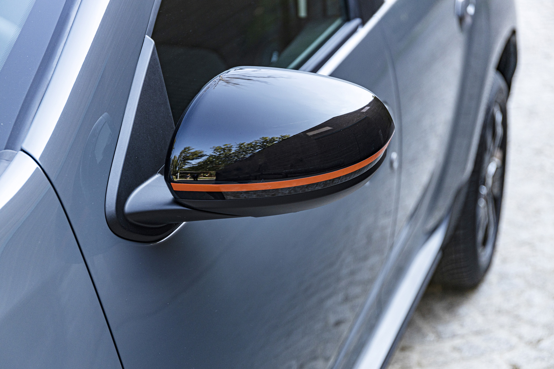 Wing mirror