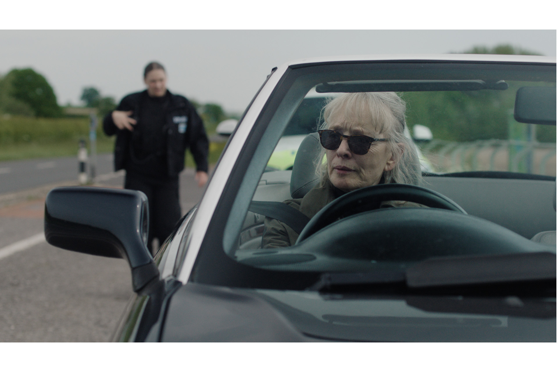 Phil (Lindsay Duncan)