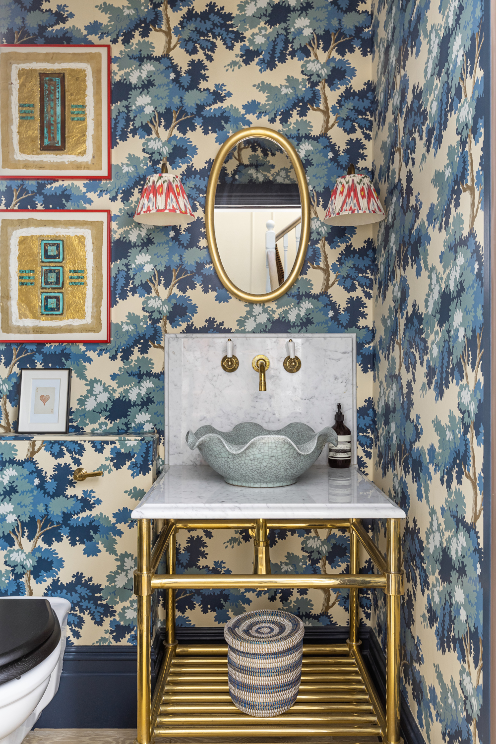 Wallpapered bathroom