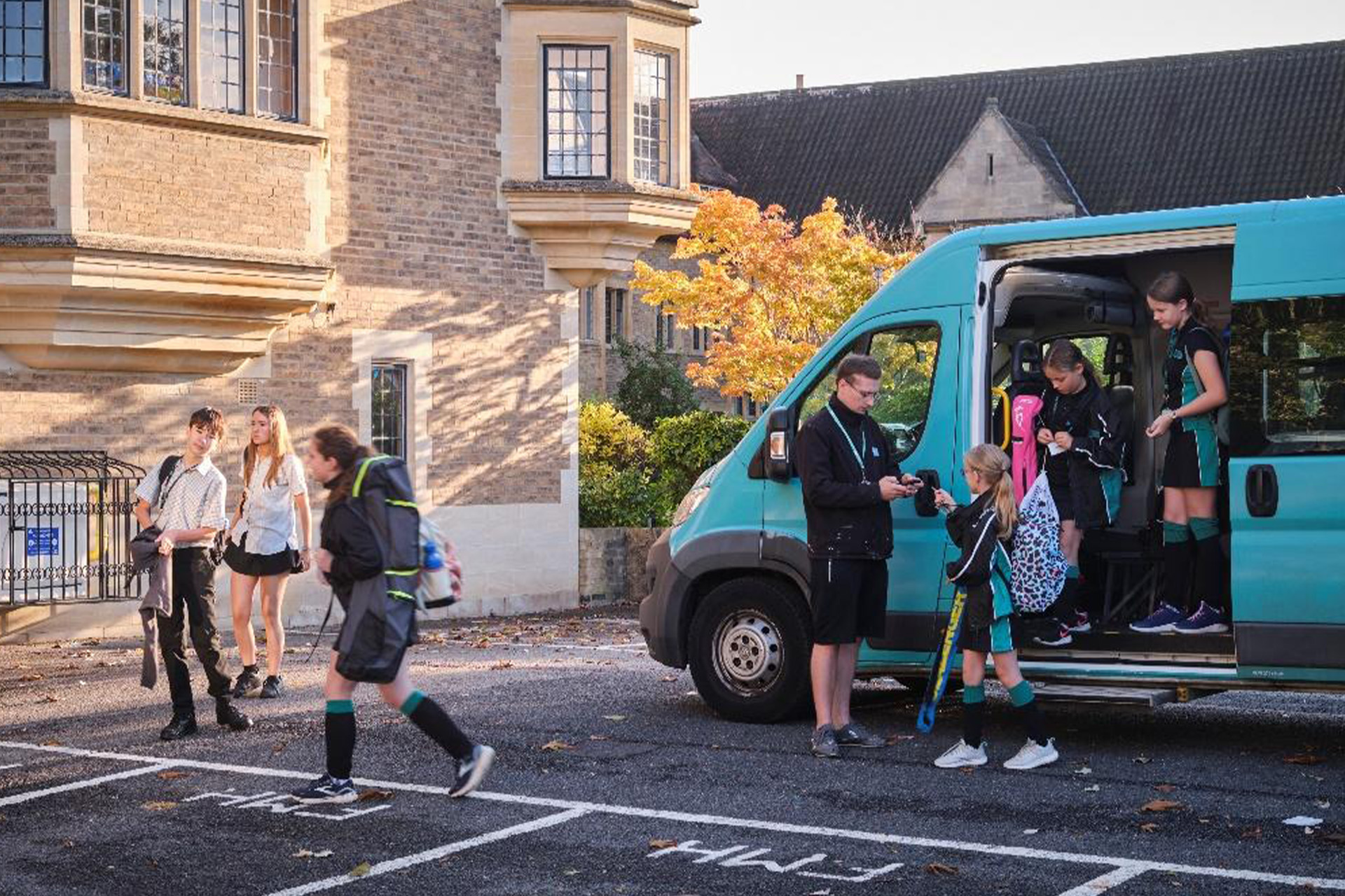 Stephen Perse Foundation pupils using the school’s improved bus travel with Kura