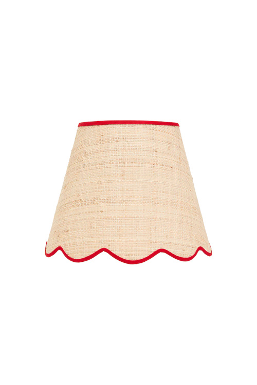 Scalloped lampshade