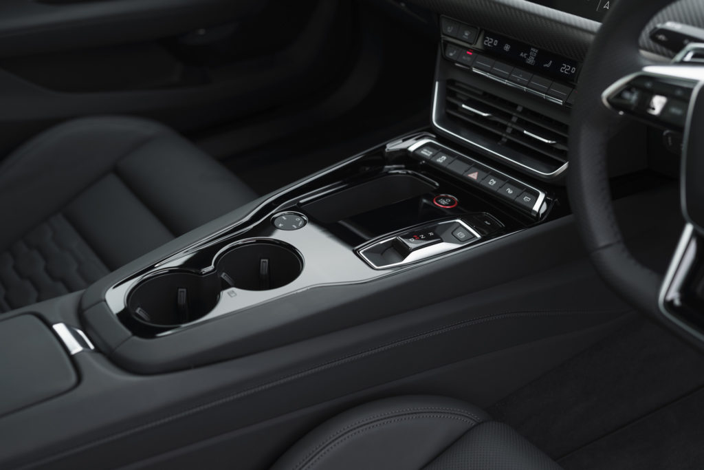 Audi E-tron GT Quattro cup holder