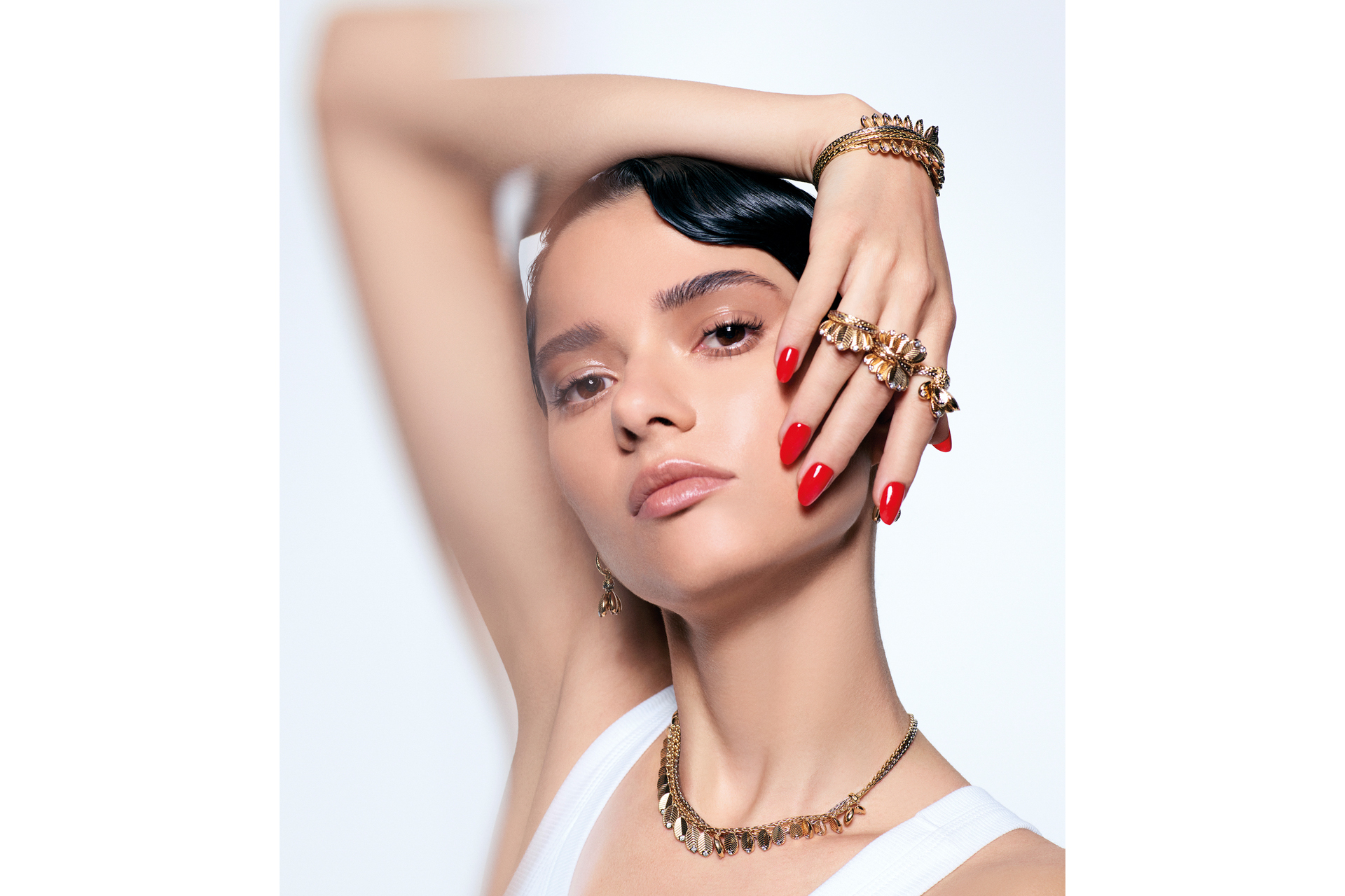 model in c&th jewellery shoot