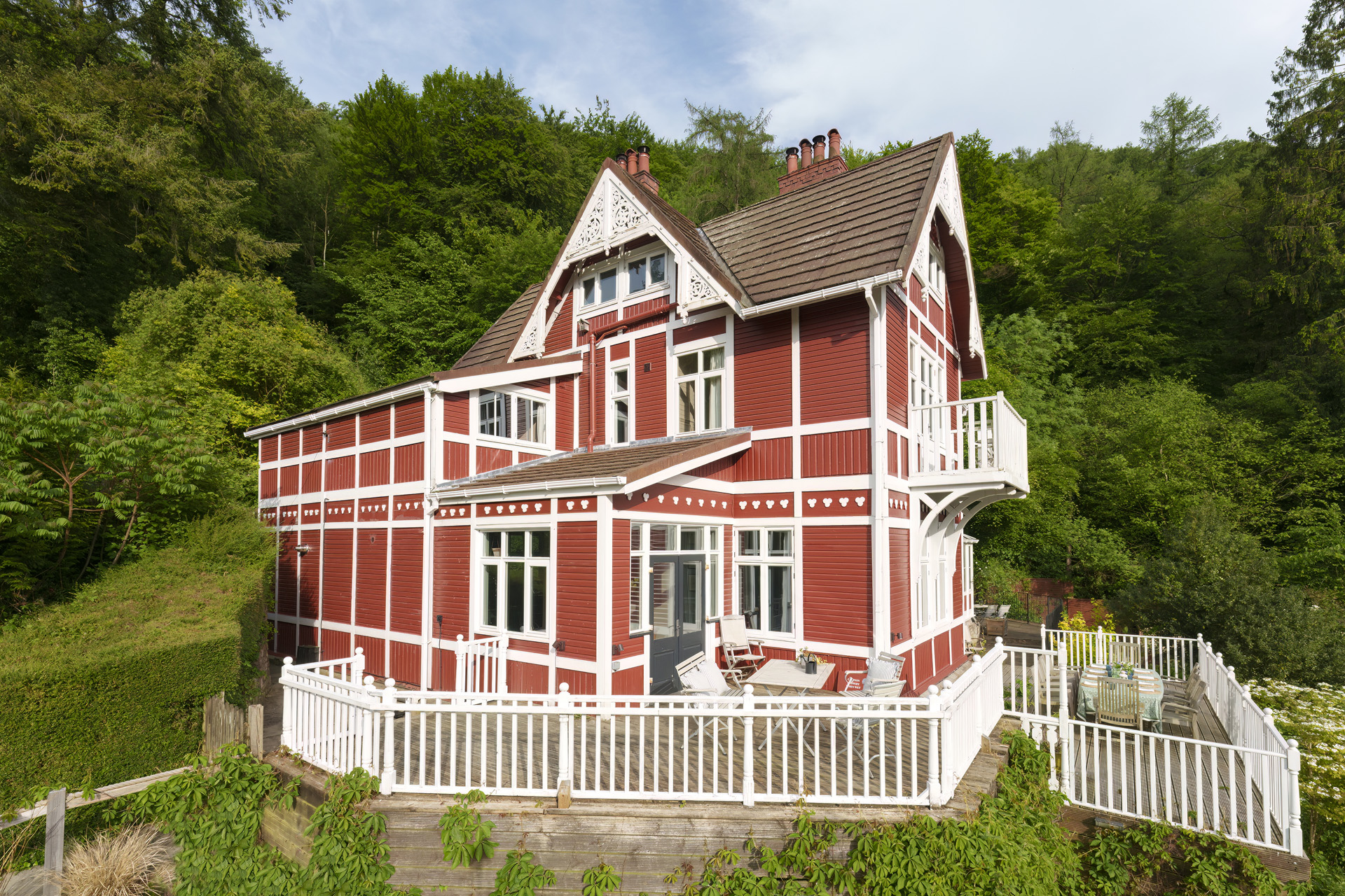 Sex Education chalet