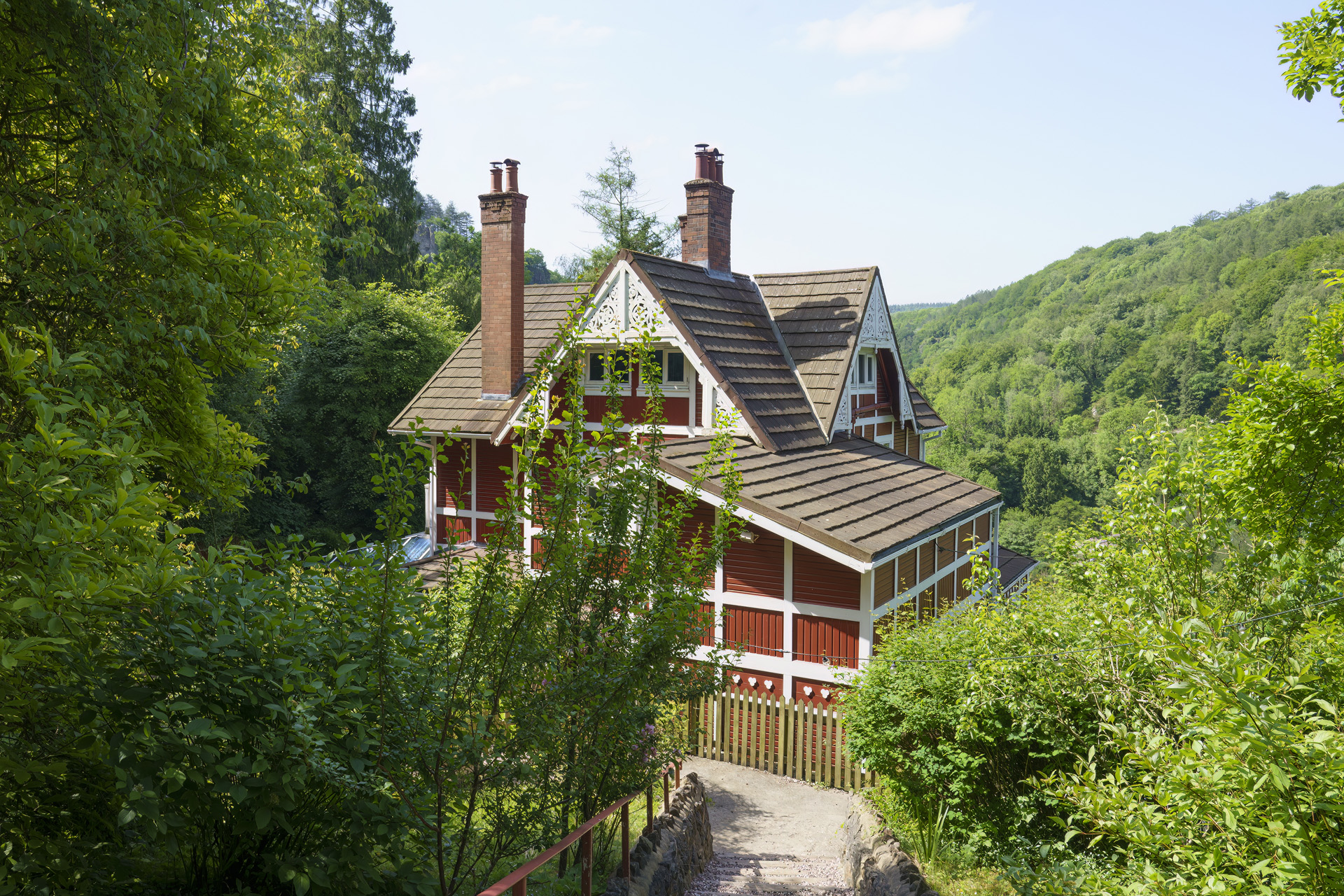 Sex Education chalet
