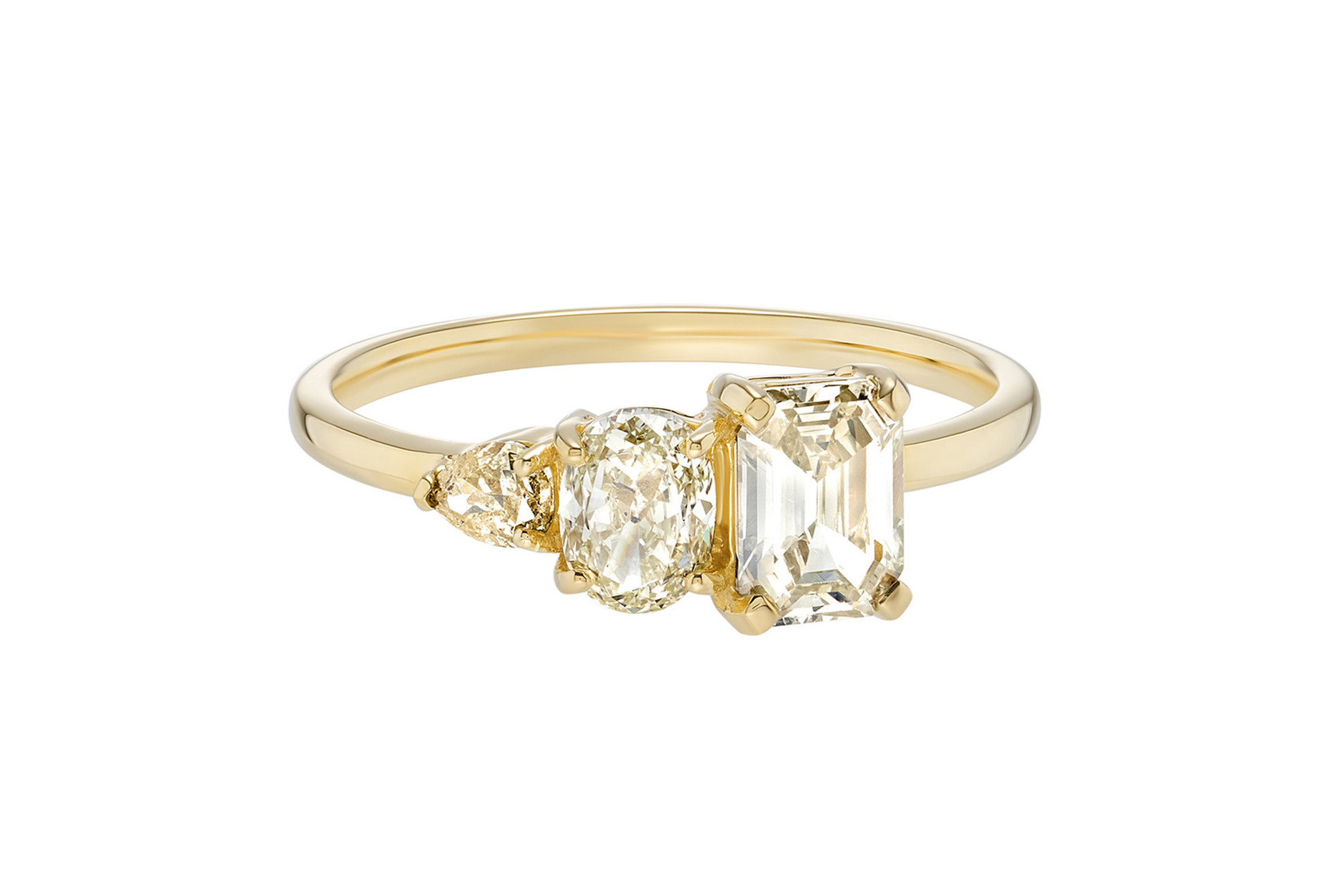 Trilogy ring