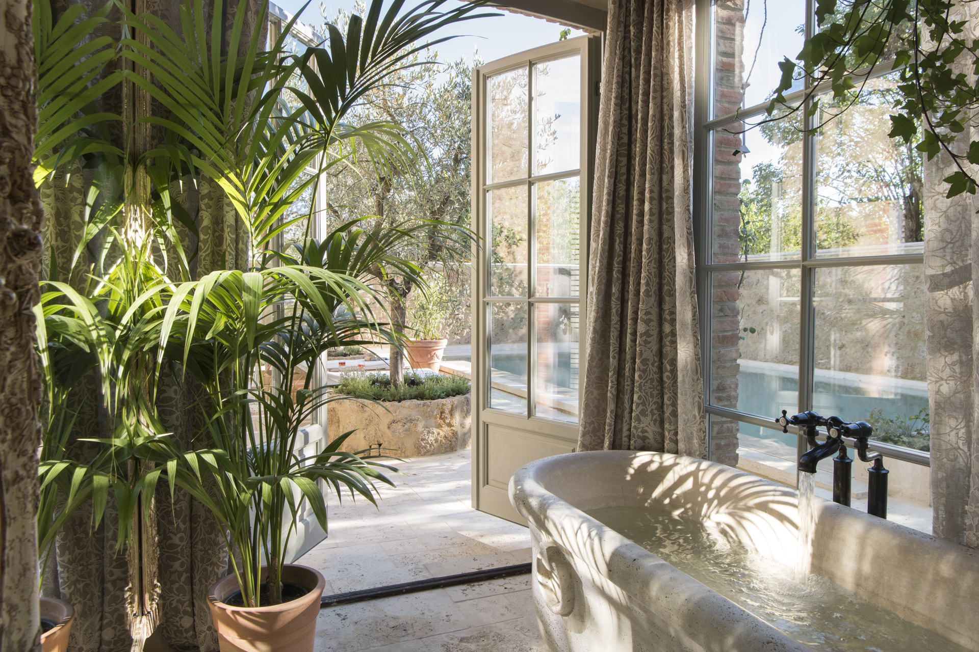 Borgo Santo Pietro Pool Suite Bathroom