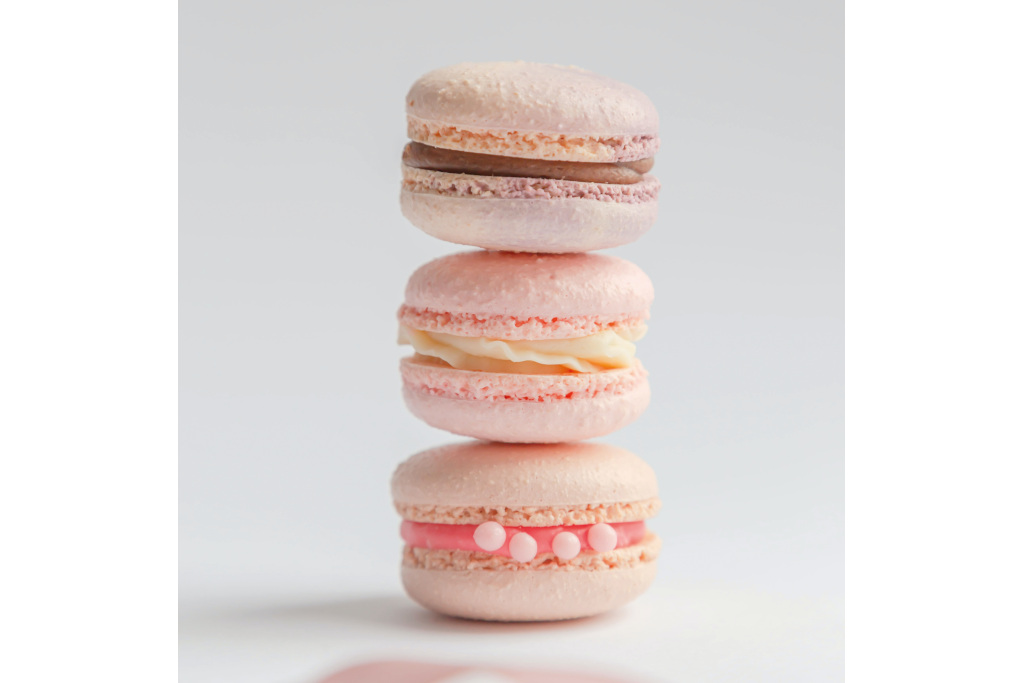 Pink macarons | Experience Christmas Presents