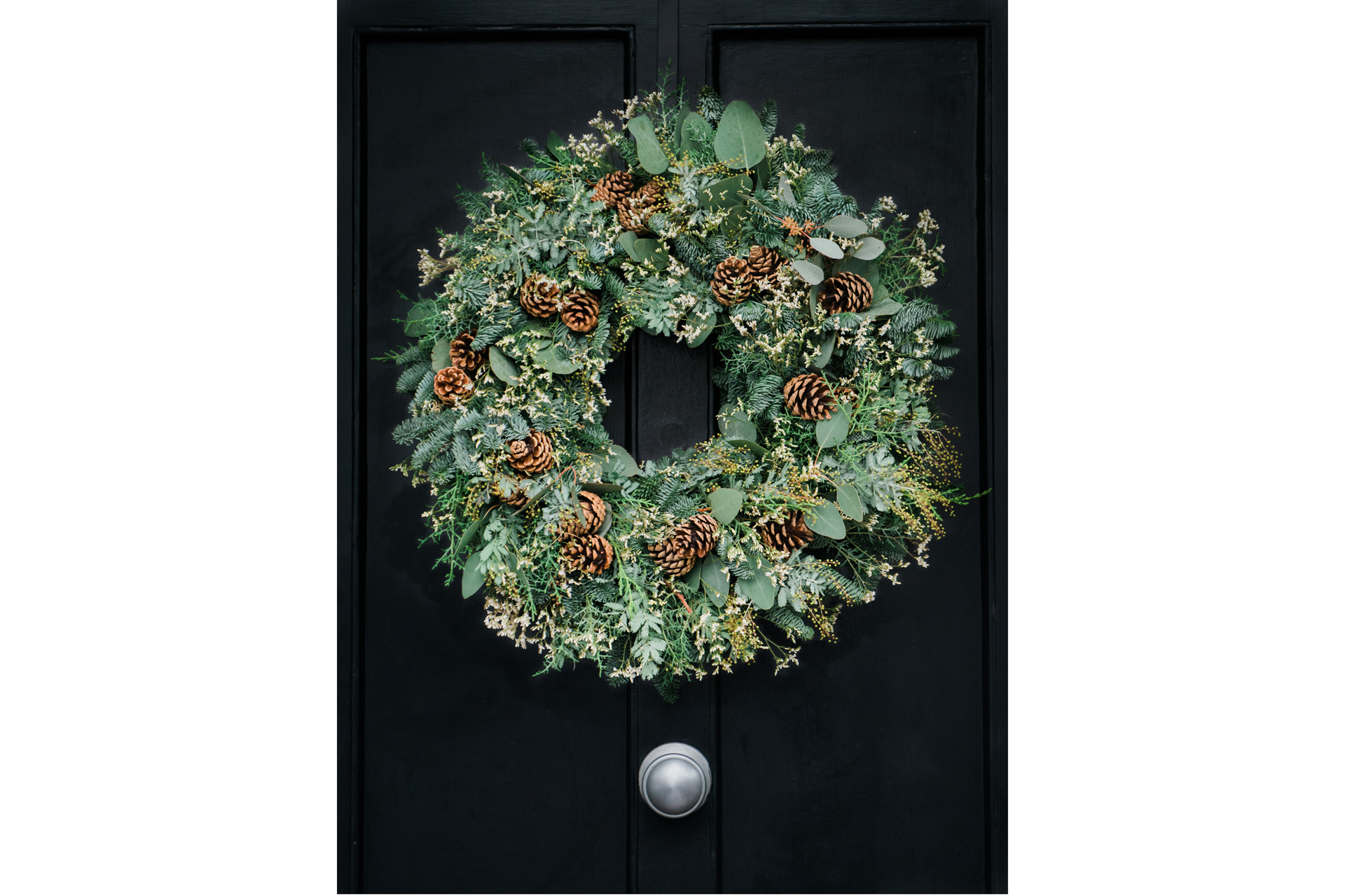 Bloom's Natural White Wreath