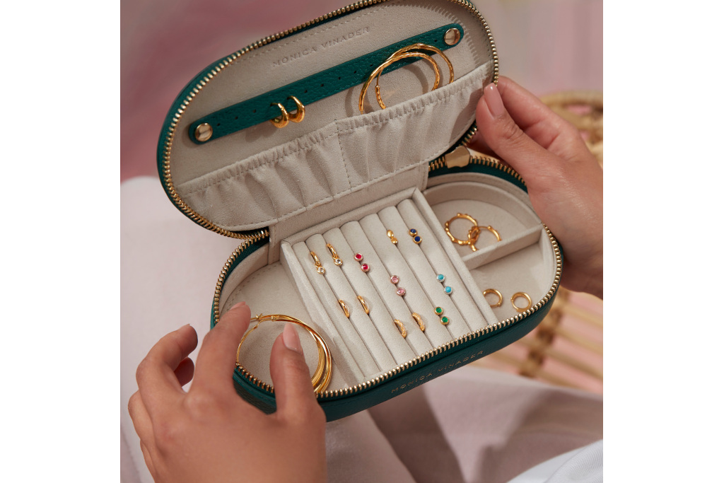 Hands holding jewellery box