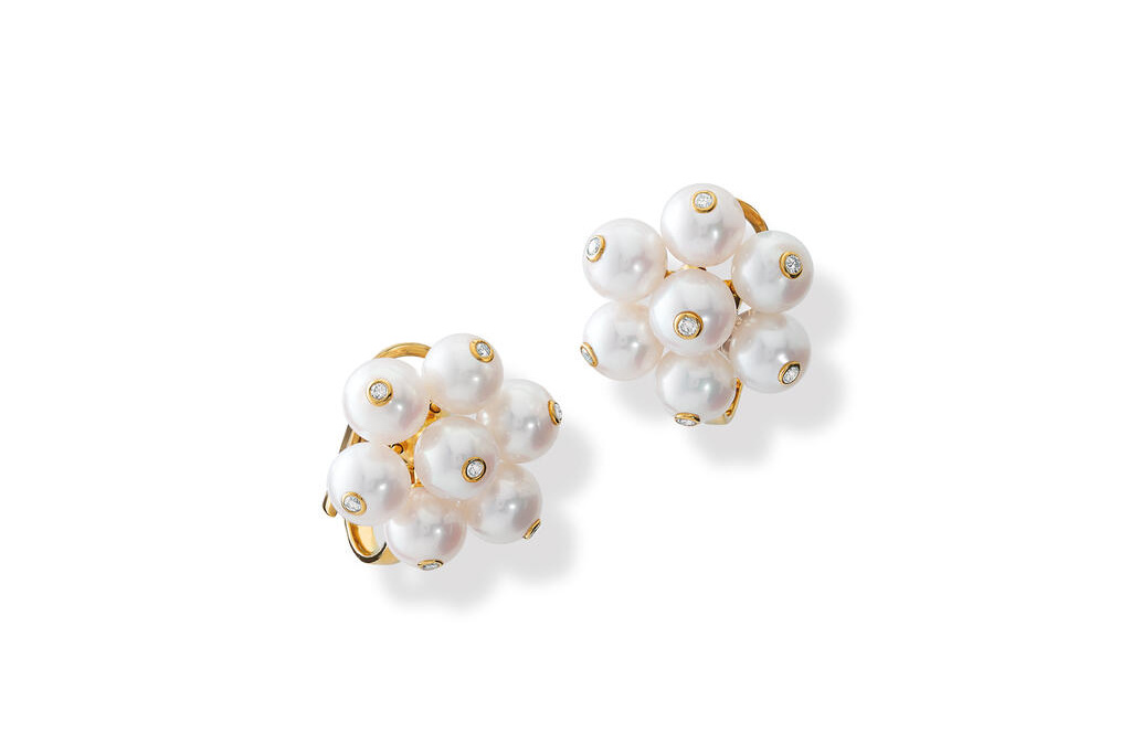 Pearl cluster earrings