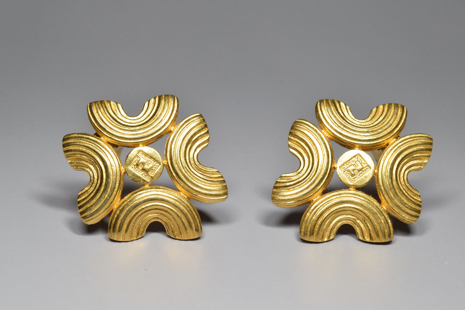 Fendi earrings 