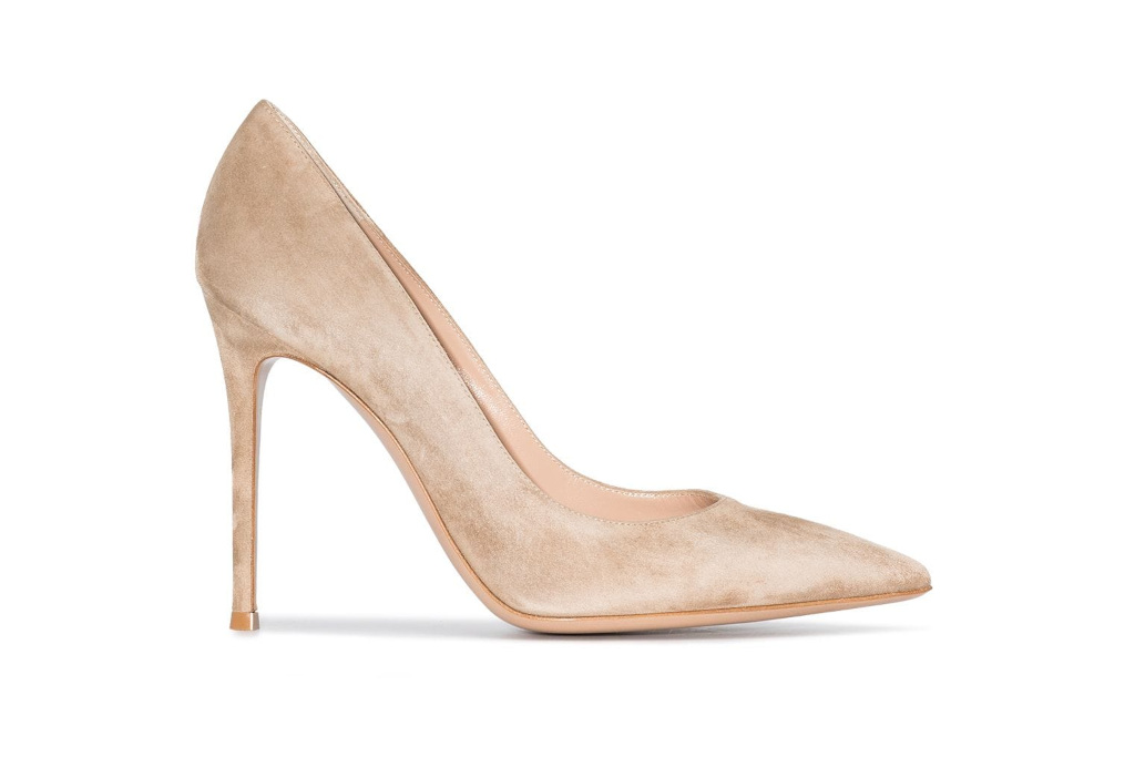 Suede pumps