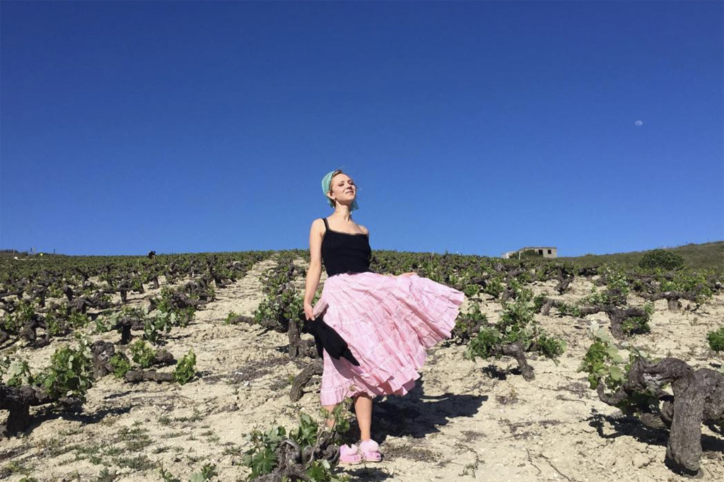 Juno Temple on a summer holiday