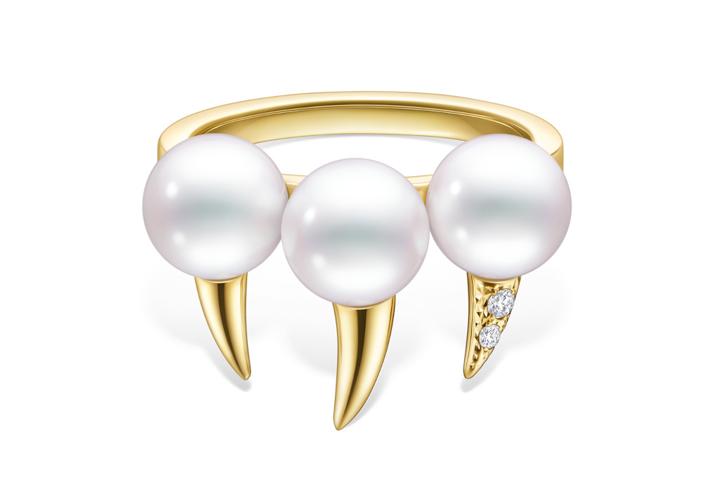 Fang ring