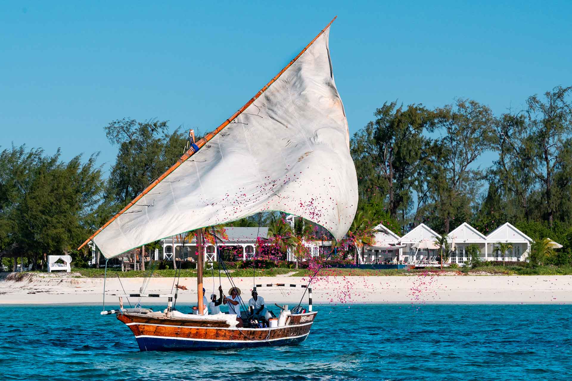 Sailboat in the water at Thanda Island