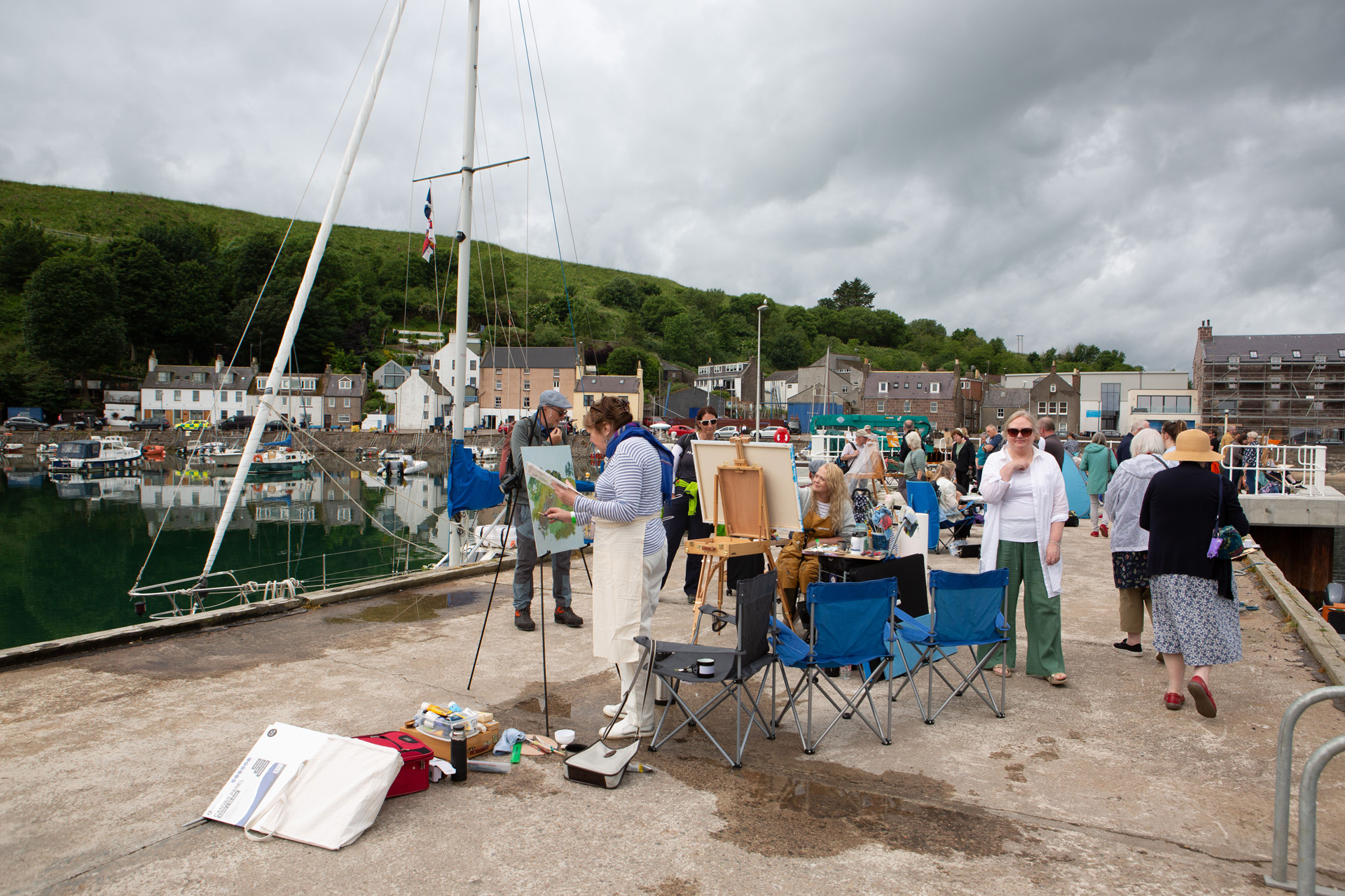 Painters at Stonehaven Harbour