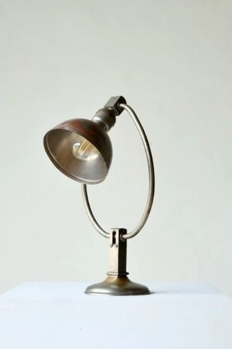 Metal lamp