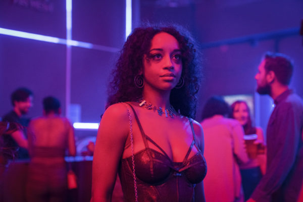 Siena Kelly in Domino Day