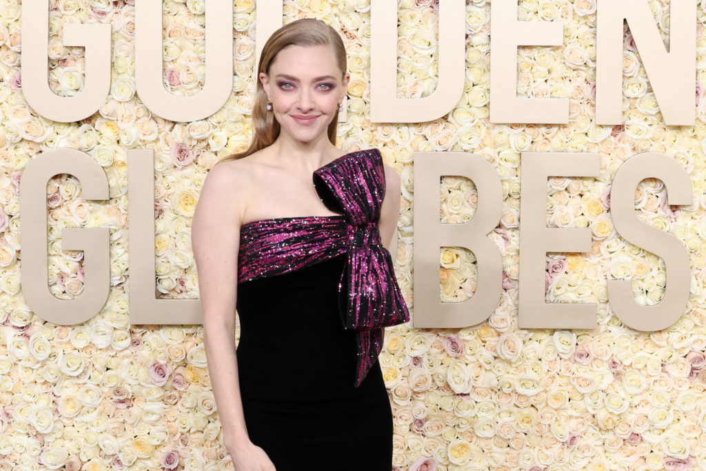 Amanda Seyfried on red carpet for Golden Globes 2024 with glass hair