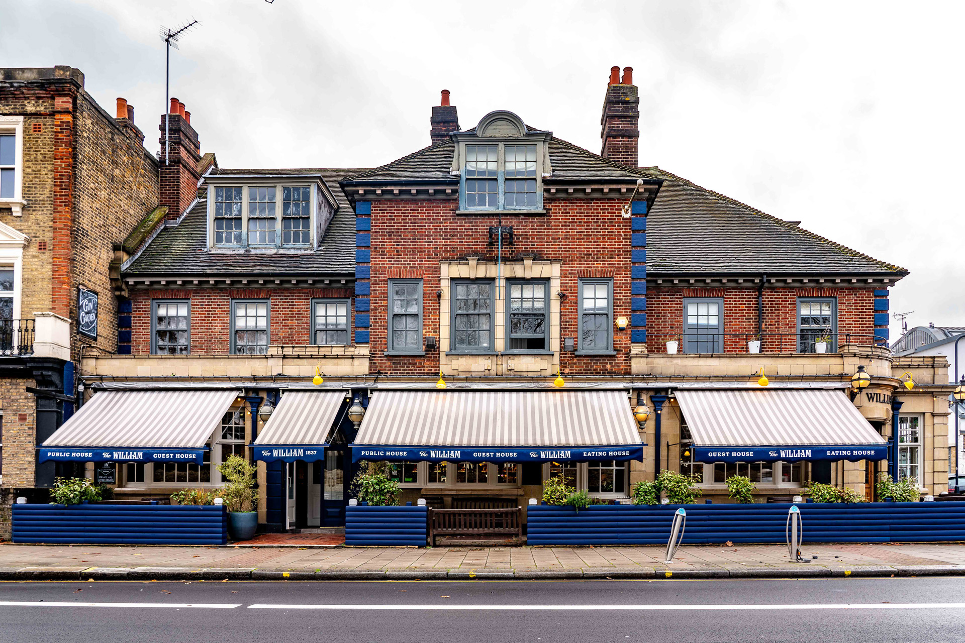 The exterior of The William, Kensal Rise
