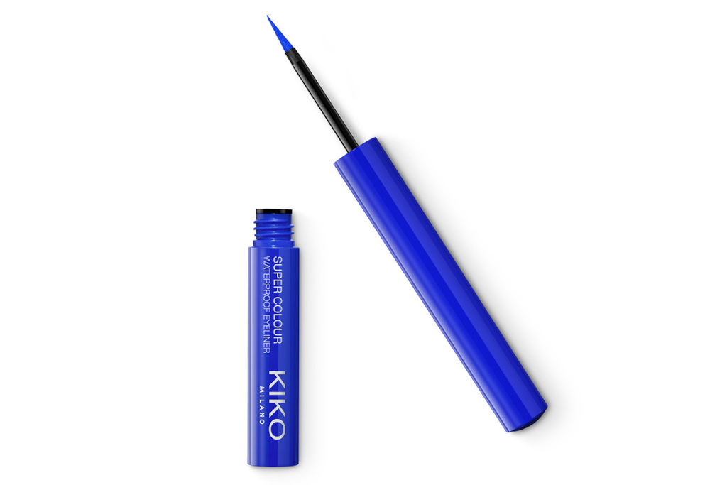 Blue eyeliner