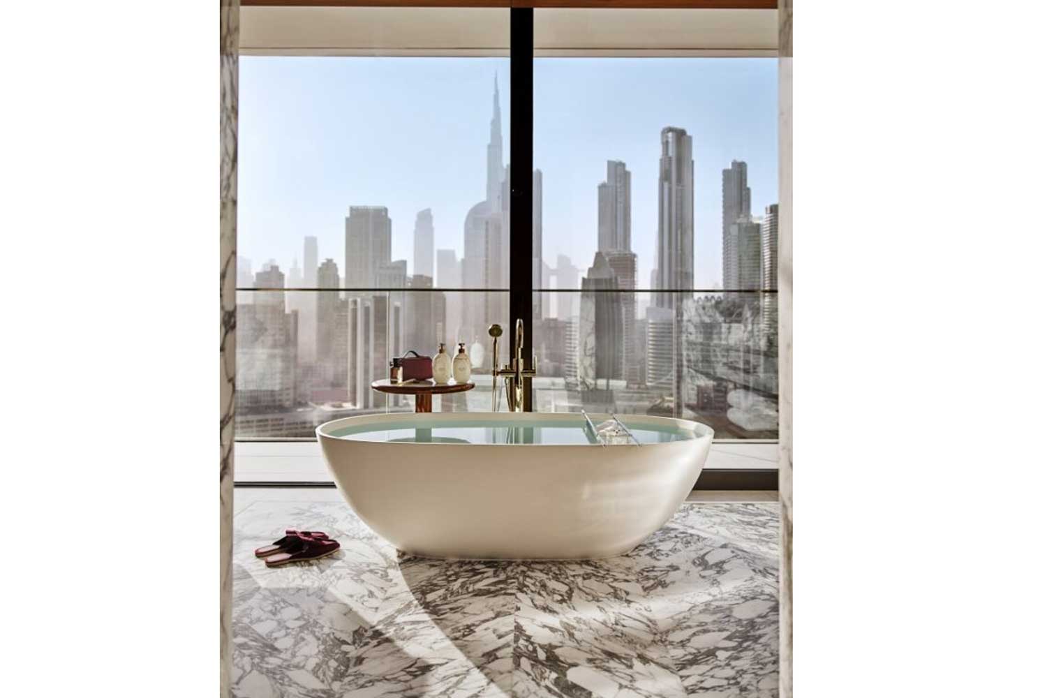 The Lana - The Marina Royal Suite bathroom
