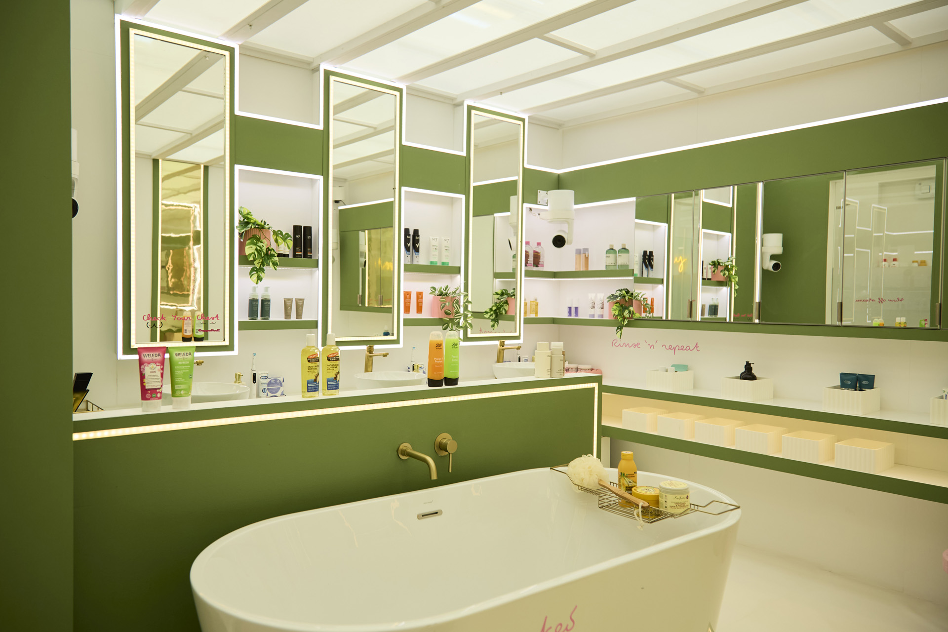 A green bathroom