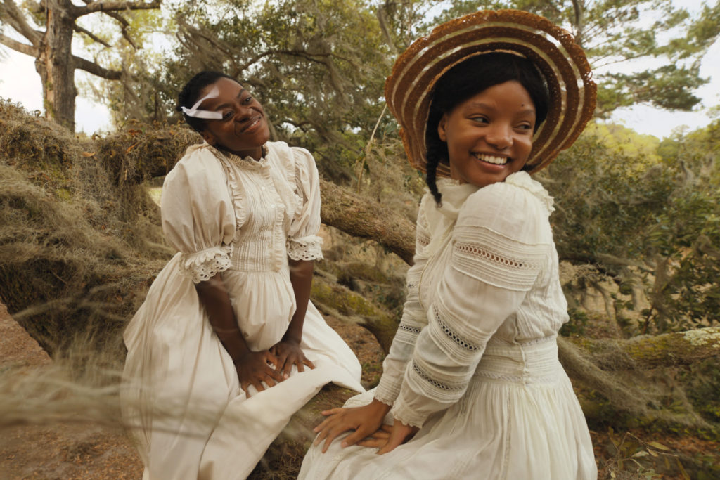 PHYLICIA PEARL MPASI as Young Celie and HALLE BAILEY as Young Nettie in The Color Purple