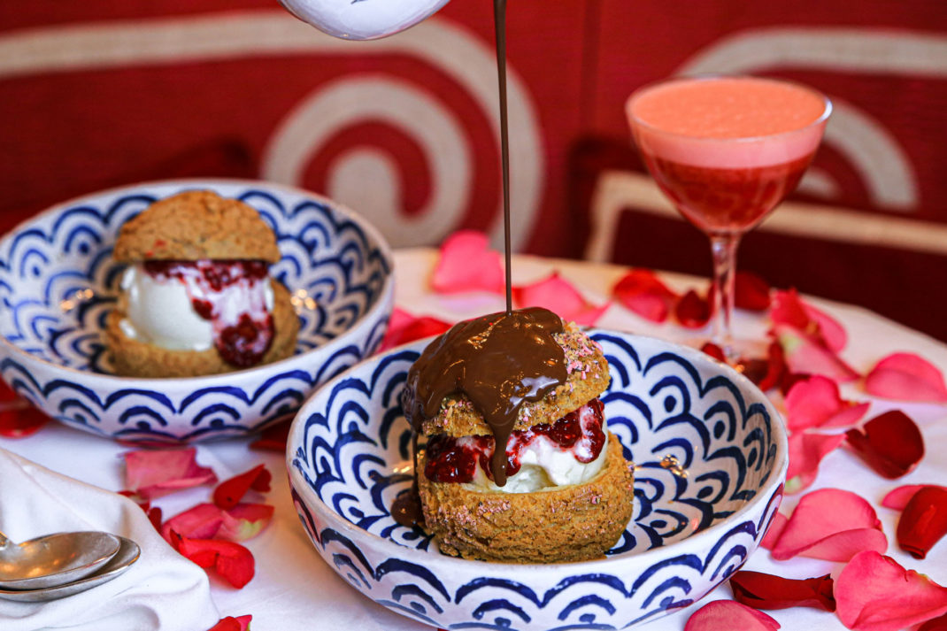 Choux bun dessert