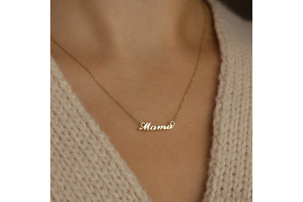 Gold mama necklace