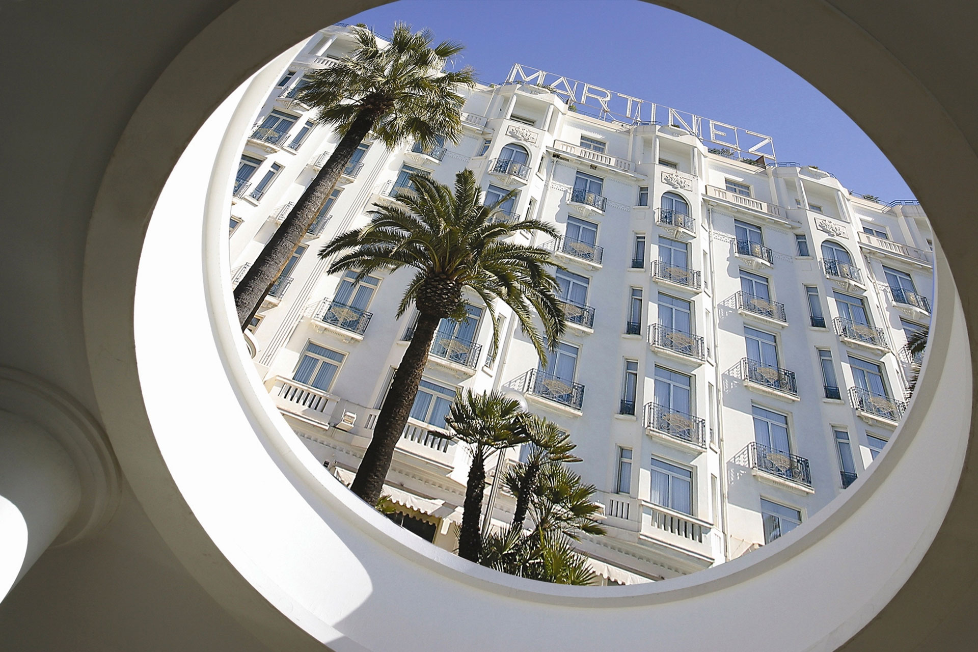 Age-Old Cannes Glamour At The Hotel Martinez – Review