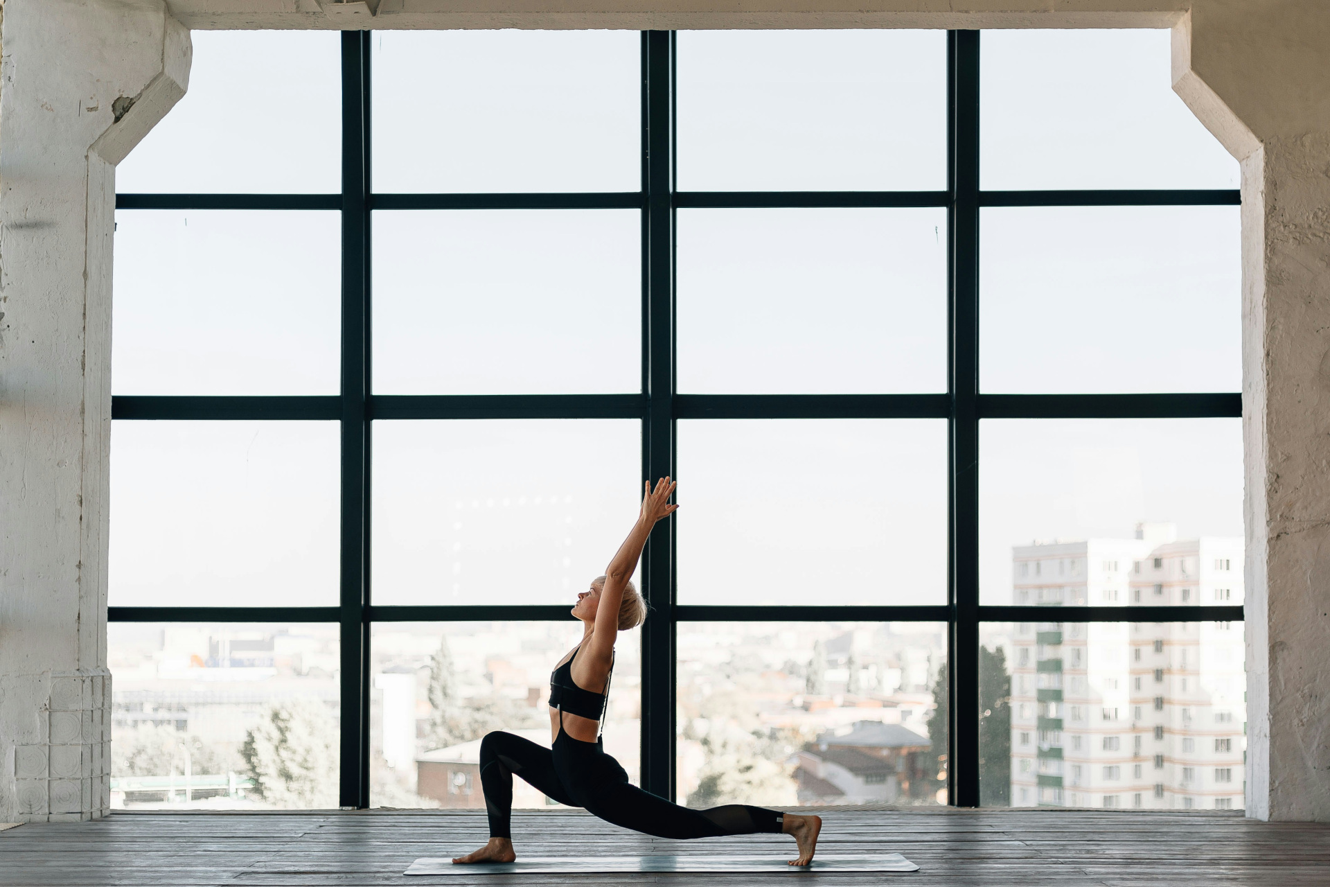 What Is CorePower Yoga? (& How To Sign Up For A Class)