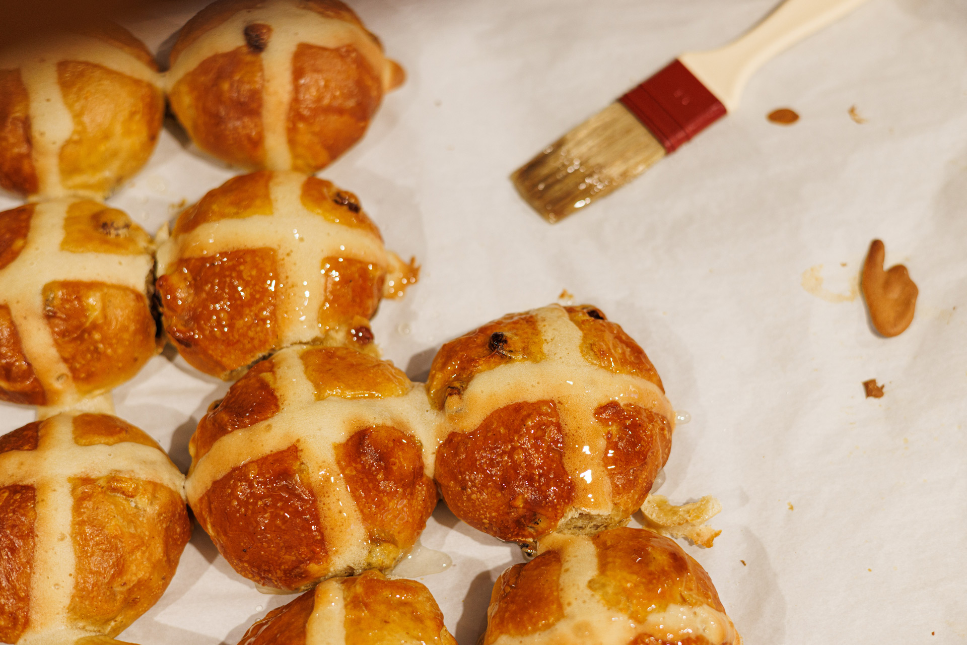 Hot cross buns