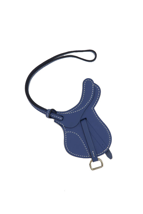 Bleu saddle bag charm