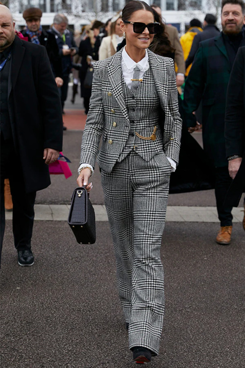 Woman in check suit | what to wear to cheltenham festival