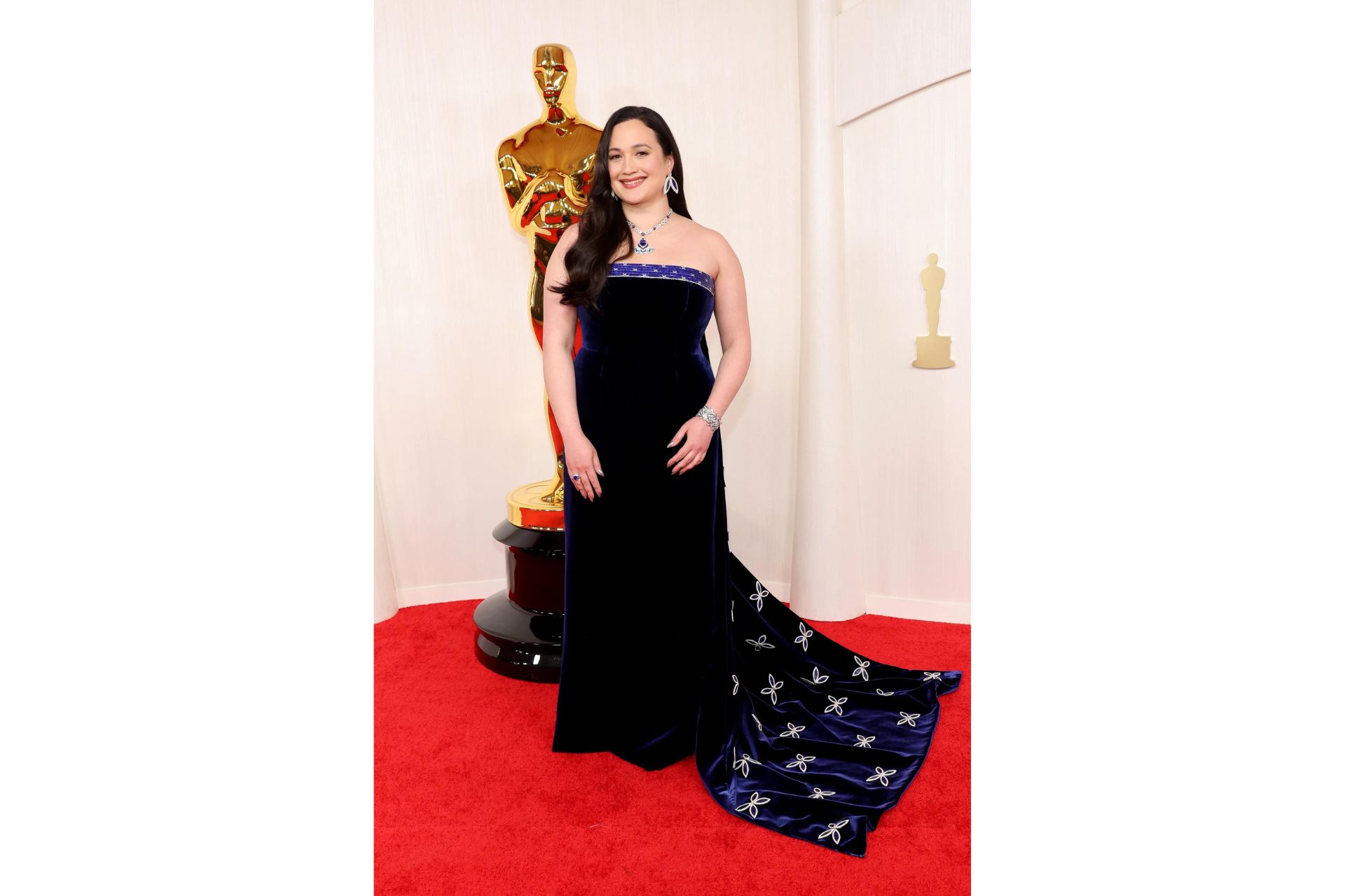 Lily Gladstone wears an indigenous designer at the Oscars