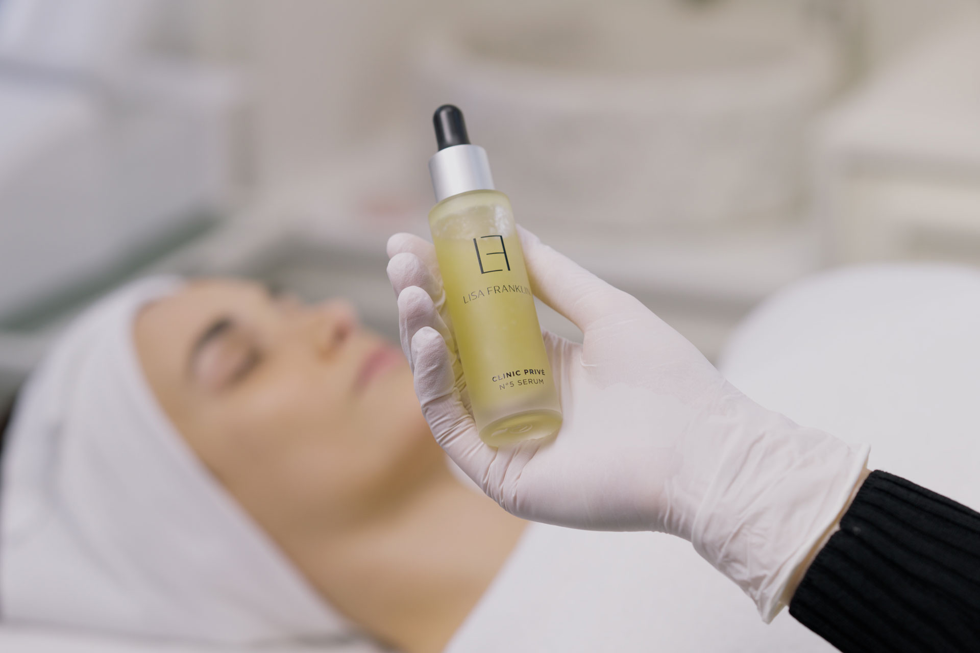 Lisa Franklin serum used in a facial