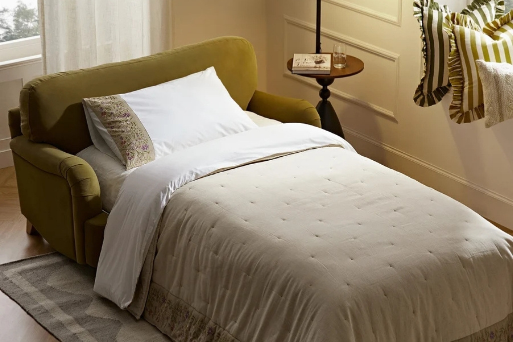 daals Daphnis Fudge Velvet Sofa Bed